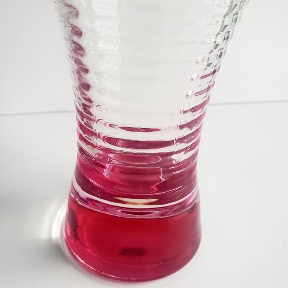 Modernist Glass Vase Set of 2 Wide Opening Trumpet Top Ribbed Design Fucshia - Picture 2 of 4